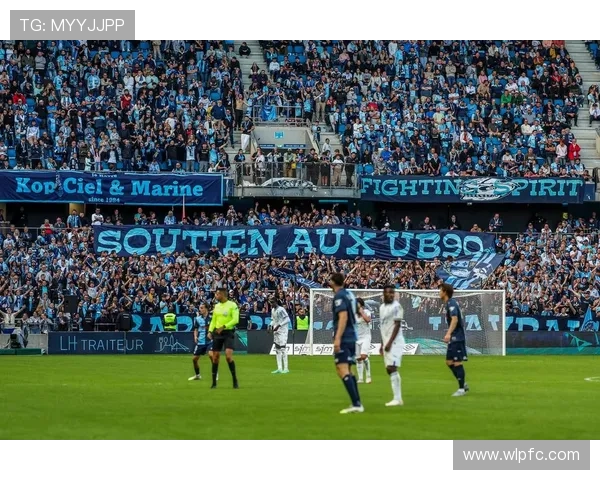 法甲焦点战斯特拉斯堡客场力克十人朗斯迎来宝贵胜利